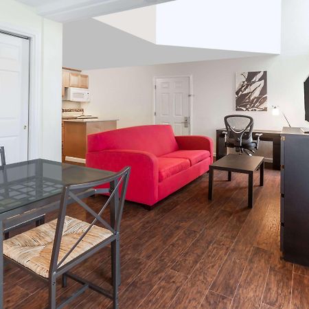 Hawthorn Suites Dallas Love Field Экстерьер фото