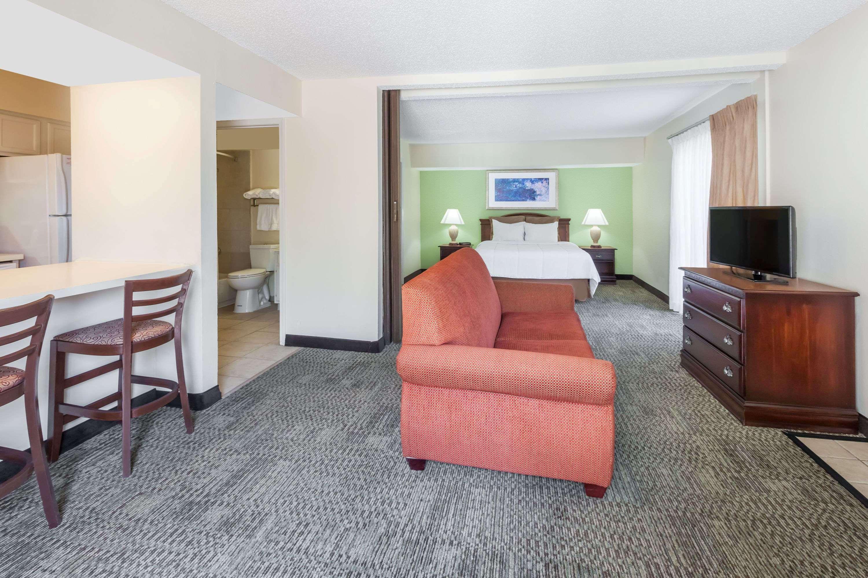 Hawthorn Suites Dallas Love Field Экстерьер фото