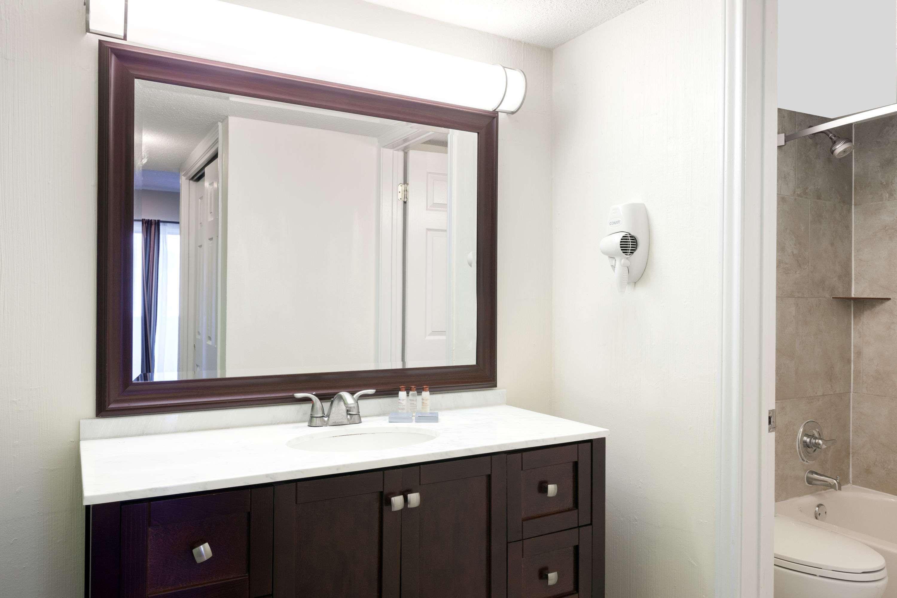 Hawthorn Suites Dallas Love Field Экстерьер фото