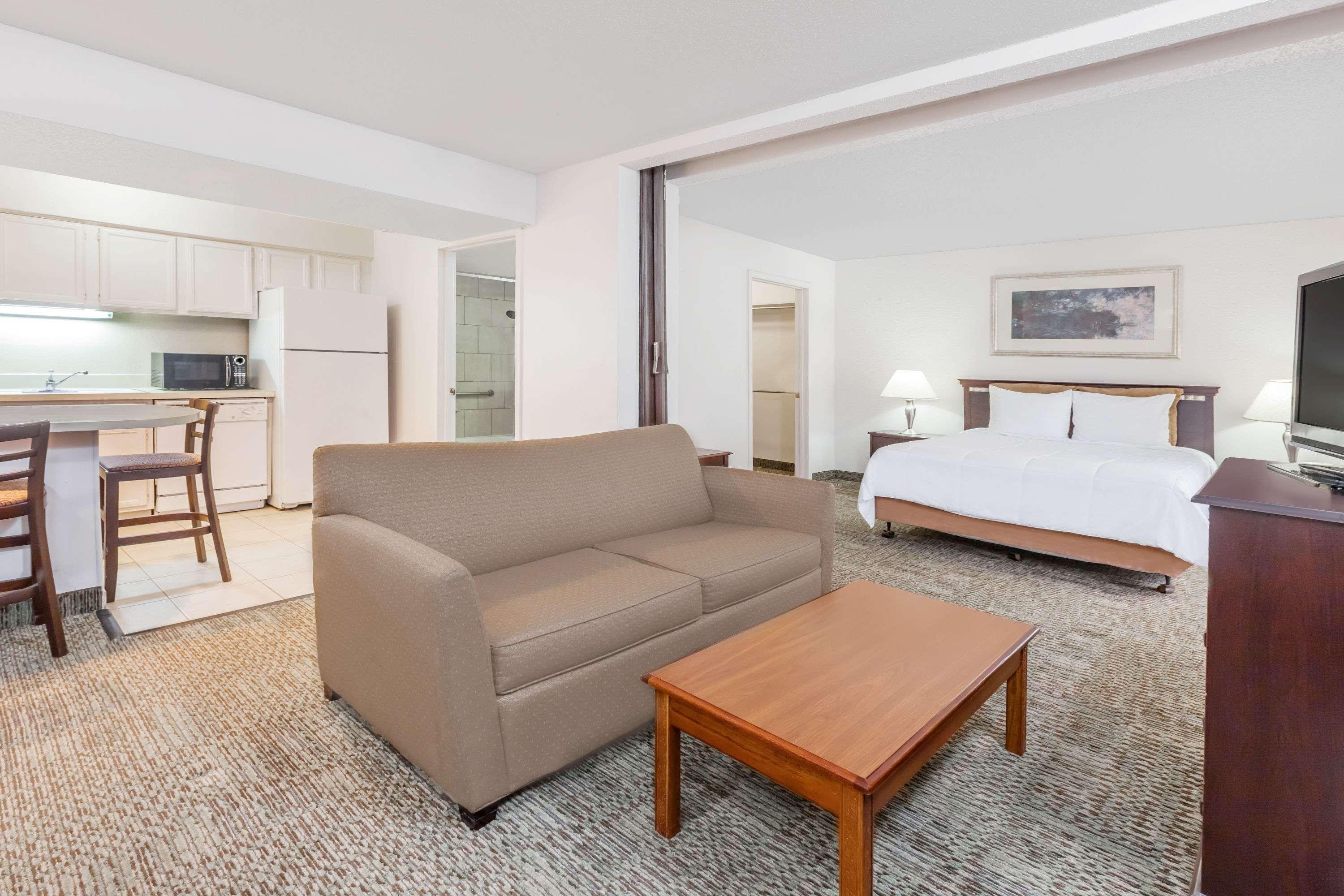 Hawthorn Suites Dallas Love Field Экстерьер фото